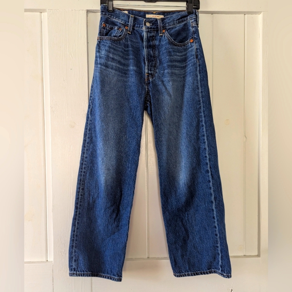 Levi's ribcage straight ankle jeans